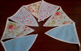 Vintage Style Reversible Bunting 1.5m, 8" x 6" Blue