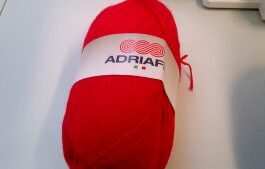 Classic Double Knit Wool Large 200g Adriafil Top Ball Red