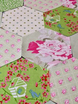 Quilting for Beginners, Shabby Cushion Quilt Kit